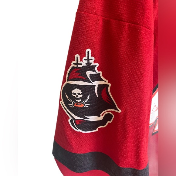 Tampa Bay Buccaneers #40 Football Jersey - Picture 6 of 9